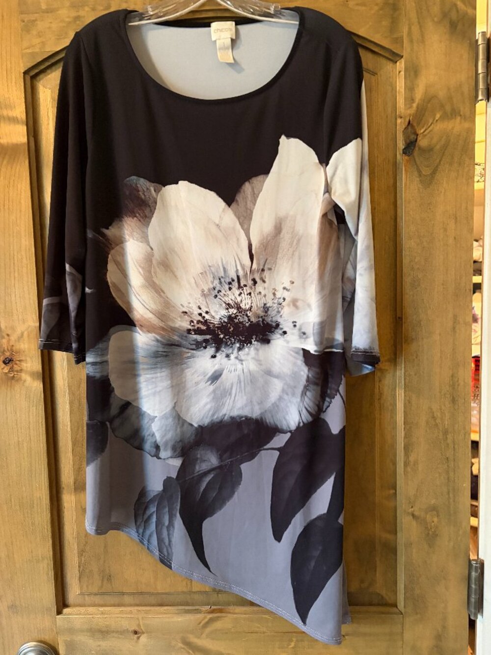 CHICO's Size 1-Medium Dramatic Tunic Top-Stunning for fall & the holidays!